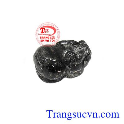 Mặt dây tỳ hưu thạch anh Tài Lộc là sản phẩm được chế tác tinh xảo, sắc nét
