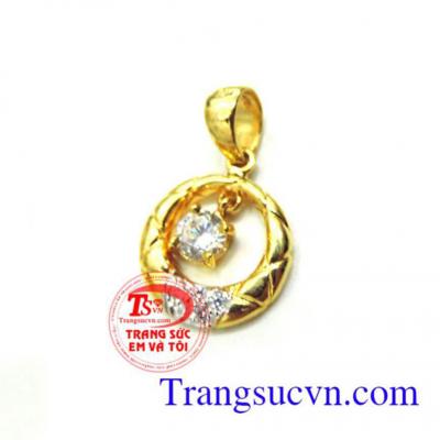 Mặt dây vàng nữ xinh sản phẩm mặt dây nữ quyến rũ,xinh đẹp với chi tiêt đẹp,mảnh tinh tế, kết hợp cùng dây chuyền nữ hợp thời trang bộ trang sức vàng đảo bảo,Uy tín