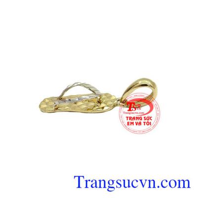 Mặt dây vàng xinh xắn 10k dễ kết hợp cùng nhiều kiểu dây chuyền vàng