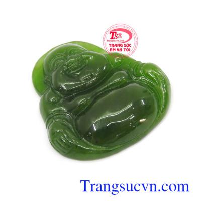 Mặt Di Lặc Nephrite hạnh phúc là biểu tượng cho bình an, hạnh phúc và vui vẻ, phù hợp làm mặt dây chuyền đeo đẹp, hợp phong thủy như lá bùa hộ mệnh cho bản thân