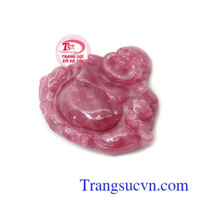 Mặt Ruby được phái đẹp lựa chọn như lá bùa hộ mệnh cho người đeo