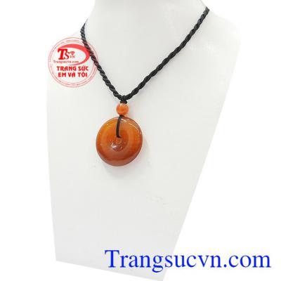 Mặt đồng xu phù hợp làm mặt dây chuyền cầu bình an may mắn cho chủ nhân