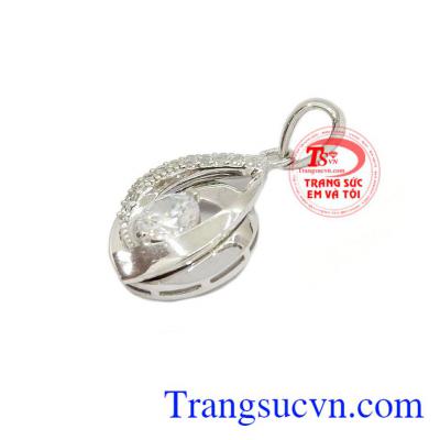 Mặt chuyền nữ,mặt dây vàng đẹp, đeo hợp thời trang, mặt dây chuyền sáng bóng Uy tín về chất lượng vàng