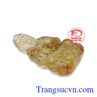 Mặt phật bà thạch anh tóc phú quý được dành cho mệnh thổ và mệnh kim.