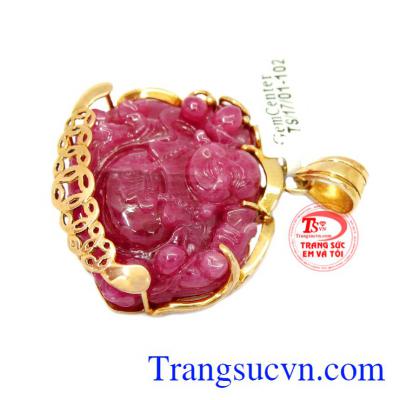 Theo quan niệm xưa, đá Ruby chính là bùa hộ mệnh cho người sở hữu.