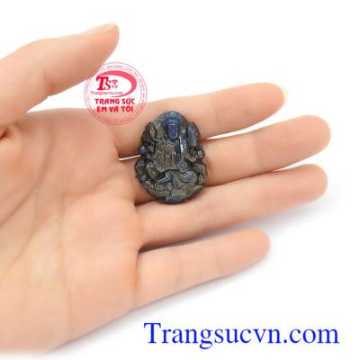 Mặt Phật Quan Âm cẩm thạch có thể làm quà tặng cho người thân, bạn bè