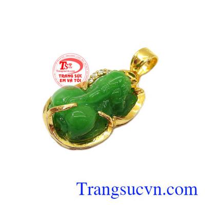 Đá cẩm thạch thiên nhiên mang năng lượng lớn, thích hợp với nhiều lứa tuổi,Mặt tỳ hưu vàng 14k may mắn
