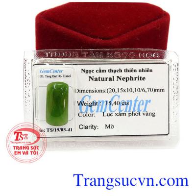 Mặt ngọc cẩm thạch có thể chế tác thành lắc tay, mặt dây chuyền