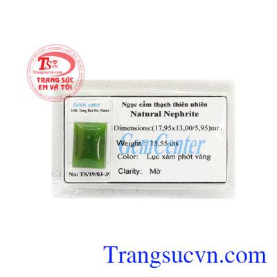 Ngọc cẩm thạch ép vỉ vạn thọ được chế tác từ ngọc cẩm thạch thiên nhiên