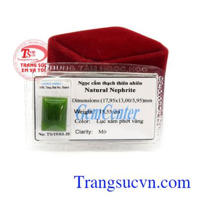 Ngọc cẩm thạch là loại đá mang lại may mắn, sức khỏe và bình an cho người sử dụng