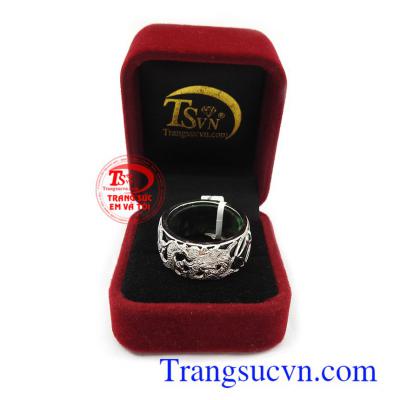 Nhẫn ngọc bọc vàng trắng đẳng cấp