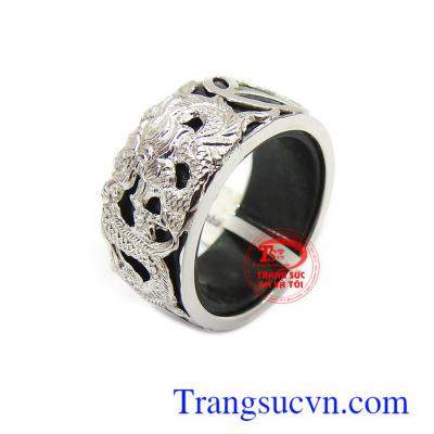 Nhẫn ngọc bọc vàng chạm rồng tinh xảo, thời trang