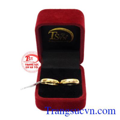 Nhẫn cưới đơn giản