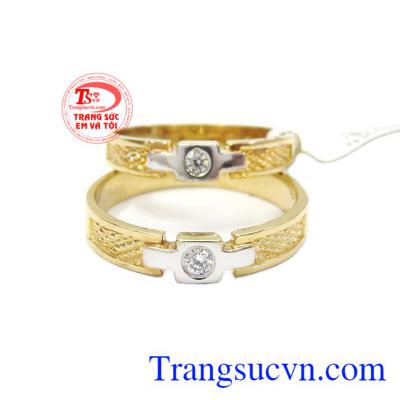 Chuyên thiết kế và phân phối nhiều mẫu nhẫn cưới đẹp giá rẻ, nhẫn cưới thời trang, nhẫn cưới giá rẻ đẹp, nhẫn cưới là kỷ vật linh thiêng của đôi vợ chồng,Nhẫn cưới vàng màu+vàng trắng