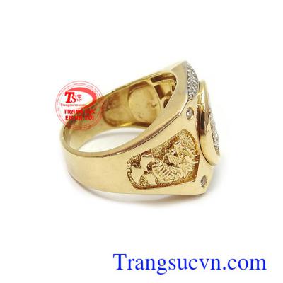 Nhẫn mặt rồng vàng 10k mang lại sự mạnh mẽ, cá tính và thời trang cho người đeo