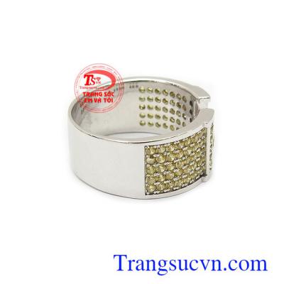 Nhẫn nam H vàng trắng chế tác đẹp, chất lượng cao, giao hàng toàn quốc.