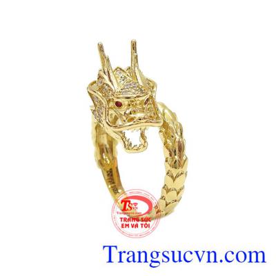 Nhẫn nam rồng vàng 18k đắng cấp là sản phẩm được thiết kế tinh xảo và độc đáo