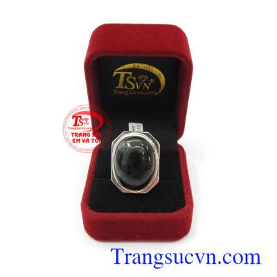 Nhẫn nam vàng trắng 14k bản to, nhẫn nam vàng trắng đính đá ngọc cẩm thạch, thiết kế oval phong cách mạnh mẽ, vàng trắng sáng bóng, bền màu, thương hiệu trang sức uy tín.