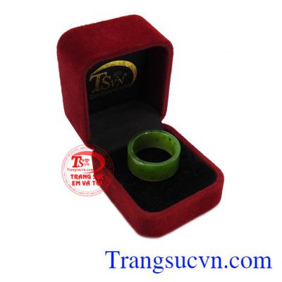 Sản phẩm có thể bọc vàng hoặc bạc để đảm bảo độ bền đẹp.