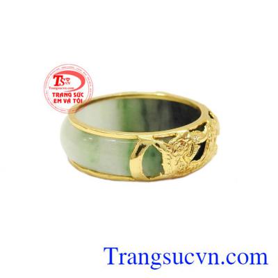 Với thiết kế sang trọng và đẳng cấp làm tôn lên vẻ nam tính của phái mạnh