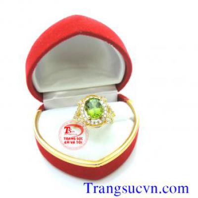 Nhẫn nữ đá peridot đẹp xinh