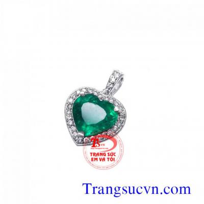 Trái tim emerald xanh, Mặt dây cánh bướm emerald, Bán mặt dây emerald thiên nhiên,có giấy kiểm định đá emerald và vàng, giá đá quý emerald tốt,đặt mặt dây chuyền vàng tây đính đá quý theo mệnh mộc,hỏa