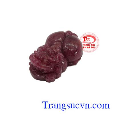 Tỳ hưu Ruby  chất lượng là sản phẩm được chế tác từ ruby thiên nhiên, bền đẹp.