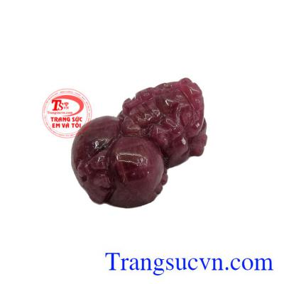 ỳ hưu Ruby  chất lượng có thể được dùng làm quà tặng cho người thân, bạn bè.
