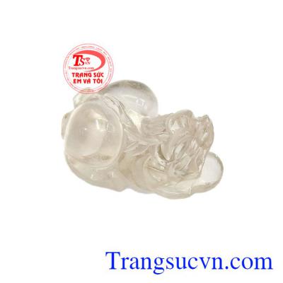 Sản phẩm có thể bọc vàng hoặc bạc làm mặt dây