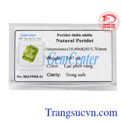 Viên Peridot ép vỉ đẹp là viên đá của may mắn, sức sống, niềm hy vọng.