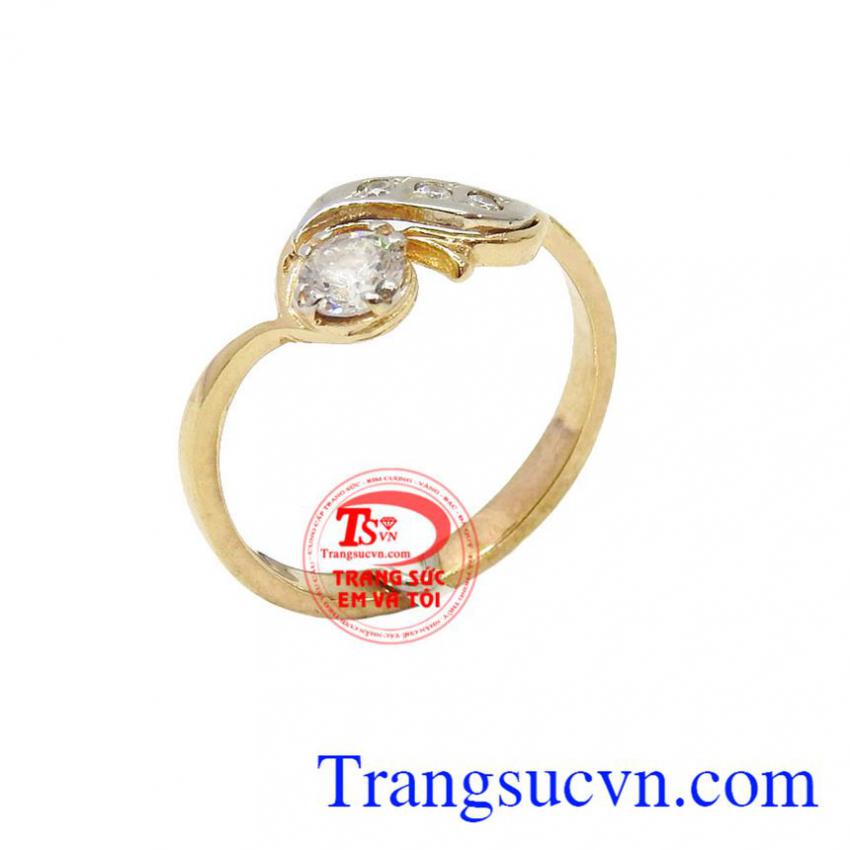 Chiếc Nhẫn Vàng Nữ Xinh