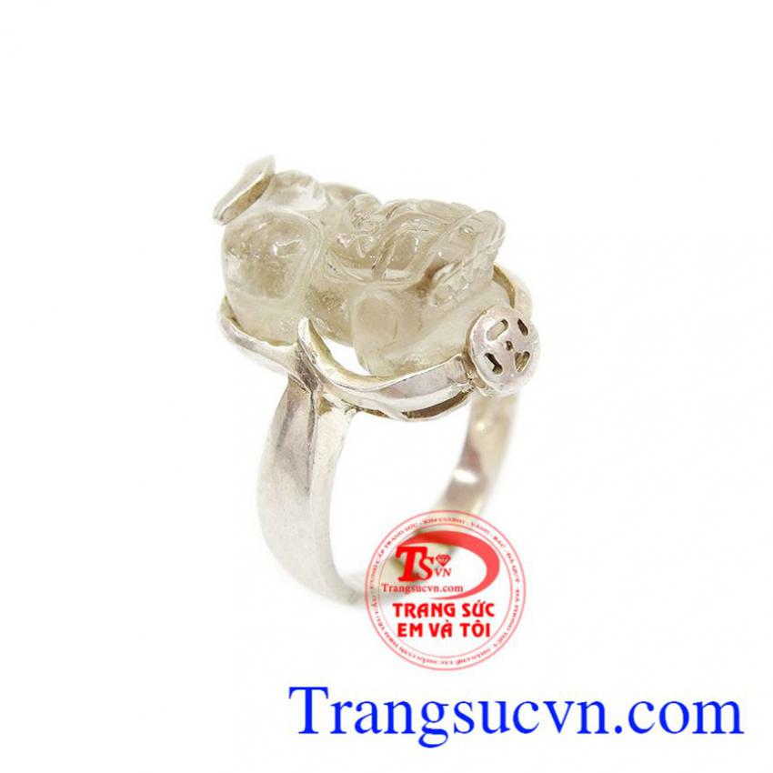 Nhẫn tỳ hưu bạc thạch anh trắng