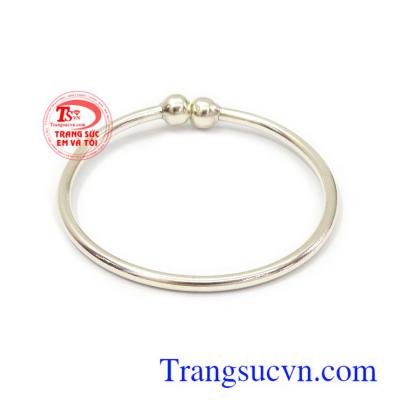 Bộ lắc bạc trẻ con bền đẹp, chất lượng, là món quà tuyệt vời dành tặng bé yêu