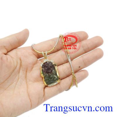 Bộ trang sức hợp phong thủy mang lại sự may mắn và bình an. Bộ trang sức cành hoa kiêu sa tourmalin