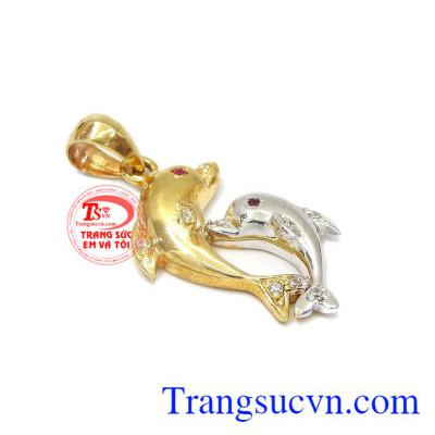 Bán Cặp đôi cá voi tình yêu,mặt dây chuyền vàng tây hình cặp đôi cá voi là biểu tượng của sự chung thủy trong tình yêu. Cặp đôi cá voi tình yêu