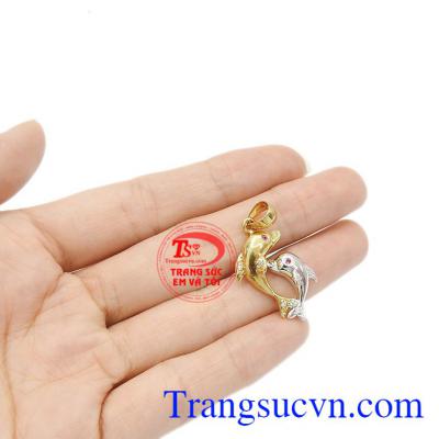 Sản phẩm được bảo hành uy tín, giao hàng toàn quốc. Cặp đôi cá voi tình yêu