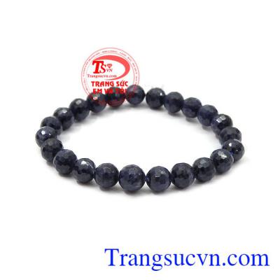 Chuỗi tay sapphire may mắn 8 ly là sản phẩm đá sapphia từ thiên nhiên, có giấy kiểm định đá quý