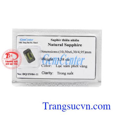 Đá Sapphire ép vỉ bình an là viên đá của sự toàn vẹn, sáng suốt, bình an.