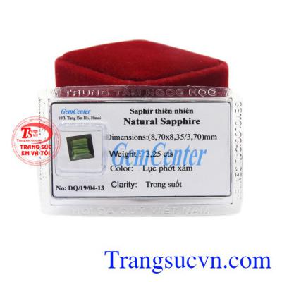 Đá Sapphire ép vỉ hưng thịnh có thể làm mặt nhẫn cho nam.