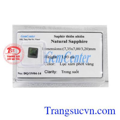 Đá Sapphire ép vỉ tài lộc là loại đá món quà kỉ niệm cho ngày cưới 5 năm và 45 năm.