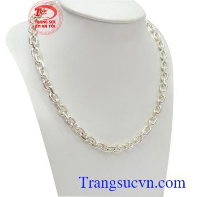 Dây chuyền bạc mắt xích đẹp phù hợp nhiều phong cách thời trang, là sản phẩm rất được ưa chuộng