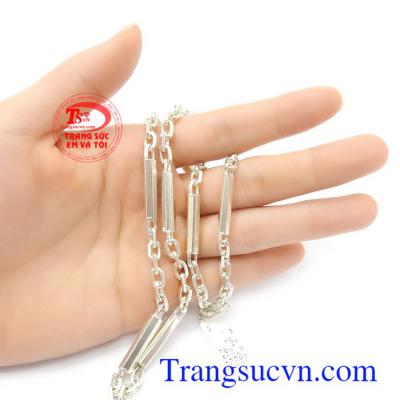 Dây chuyền nam bạc nam tính tôn lên sự mạnh mẽ, cá tính, đẳng cấp cho phái mạnh, là món quà ý nghĩa cho người yêu thương