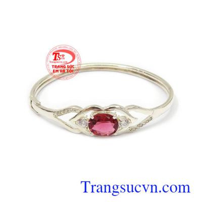 Lắc cho nữ bạc, lắc bạc nhỏ xinh cho phái nữ thêm phần rạng rỡ, chiếc vòng tay nữ bằng bạc đeo thời trang lại bảo vệ sức khỏe