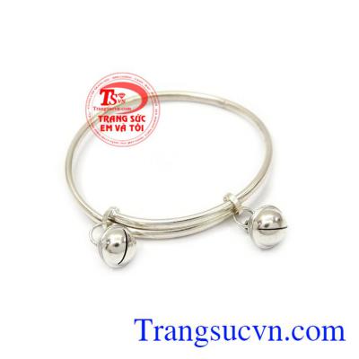 Xưa nay, trong nhân dân ta, bạc được coi là có tác dụng phòng và chữa bệnh