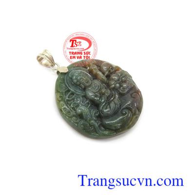 Mặt đá phật rồng phù hợp nhiều loại dây chuyền khác nhau