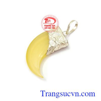 Mặt dây bạc đẹp phù hợp nhiều loại dây chuyền khác nhau, rất được phái mạnh ưa chuộng