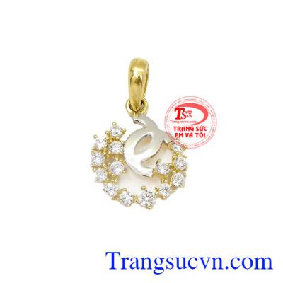 Mặt dây chanel dễ thương cho bạn gái