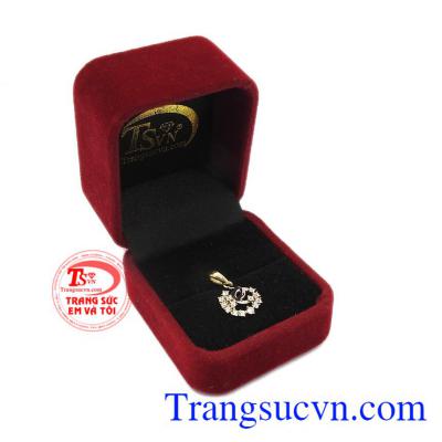 Mặt dây chuyền vàng nữ xinh xắn, hợp thời trang. Mặt dây chanel dễ thương cho bạn gái