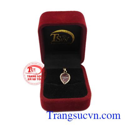 Sản phẩm bảo hành uy tín, giao hàng toàn quốc. Mặt dây chiếc lá tourmalin xinh xắn.