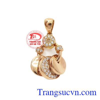 Mặt dây chuyền hồng 18k sang trọng